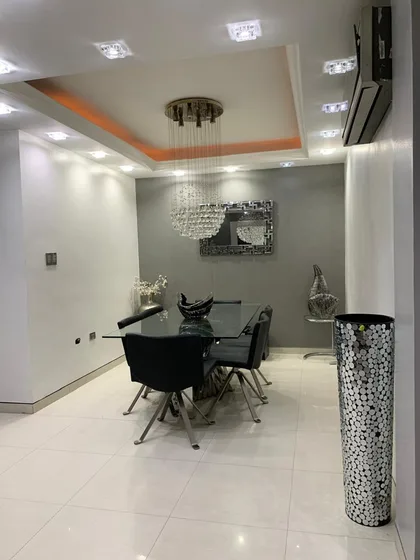 Townhouse en Naguanagua, Res ALTO SAMAN — USD 140.000