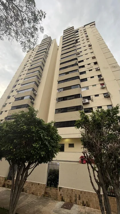 Apartamento en Urbanización Valles de Camoruco — USD 130.000