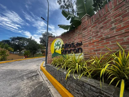 Townhouse en Altos del Rincon — Precio a consultar