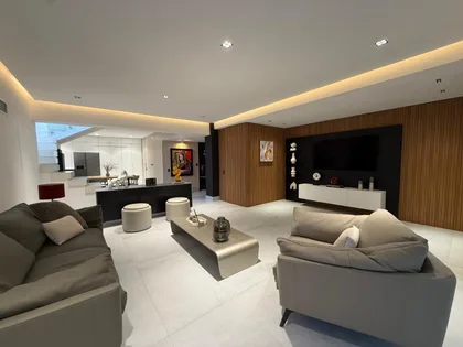 Penthouse en la trigaleña — USD 400.000