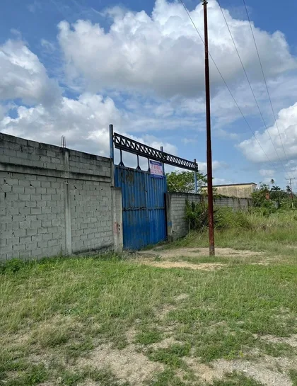Terreno en TERRENO EN MORON ALPARGATON — USD 30.000
