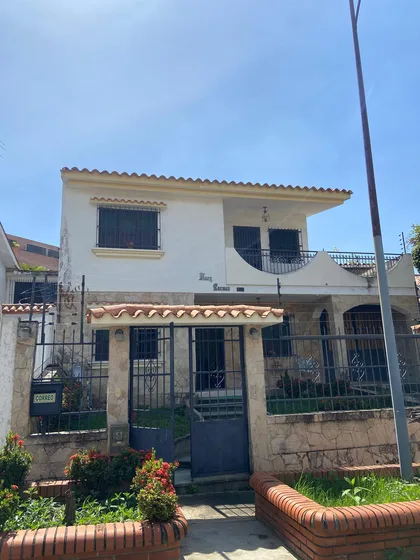 Casa en (EB) Urb. Trigal Sur, Valencia — USD 150.000