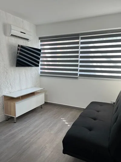 Apartamento en Portales De Shalimar — USD 750