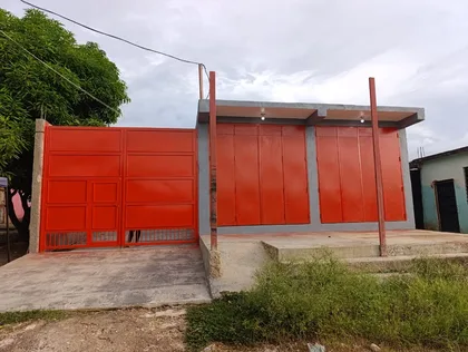 Casa en Valencia — USD 40.000