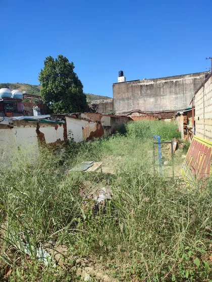 Terreno en Valencia — USD 50.000