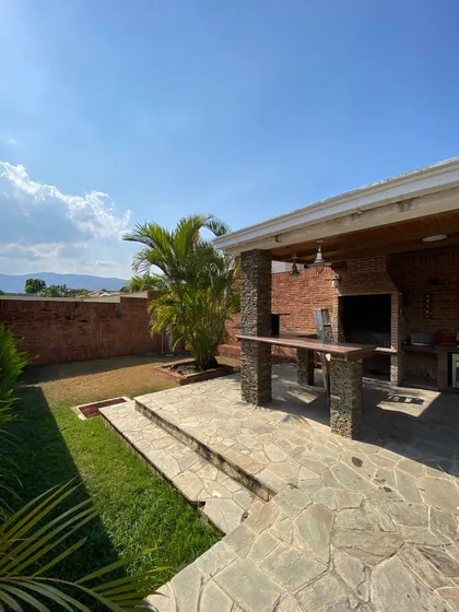 Casa en Colinas De Guataparo – Valencia — USD 290.000